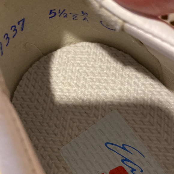 Easy Spirit women’s white leather Motion Lace Up oxford. Size 5.5. - Picture 5 of 9